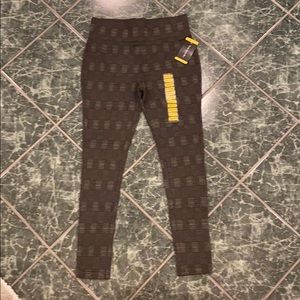 Tahari stretch pull on dress pants